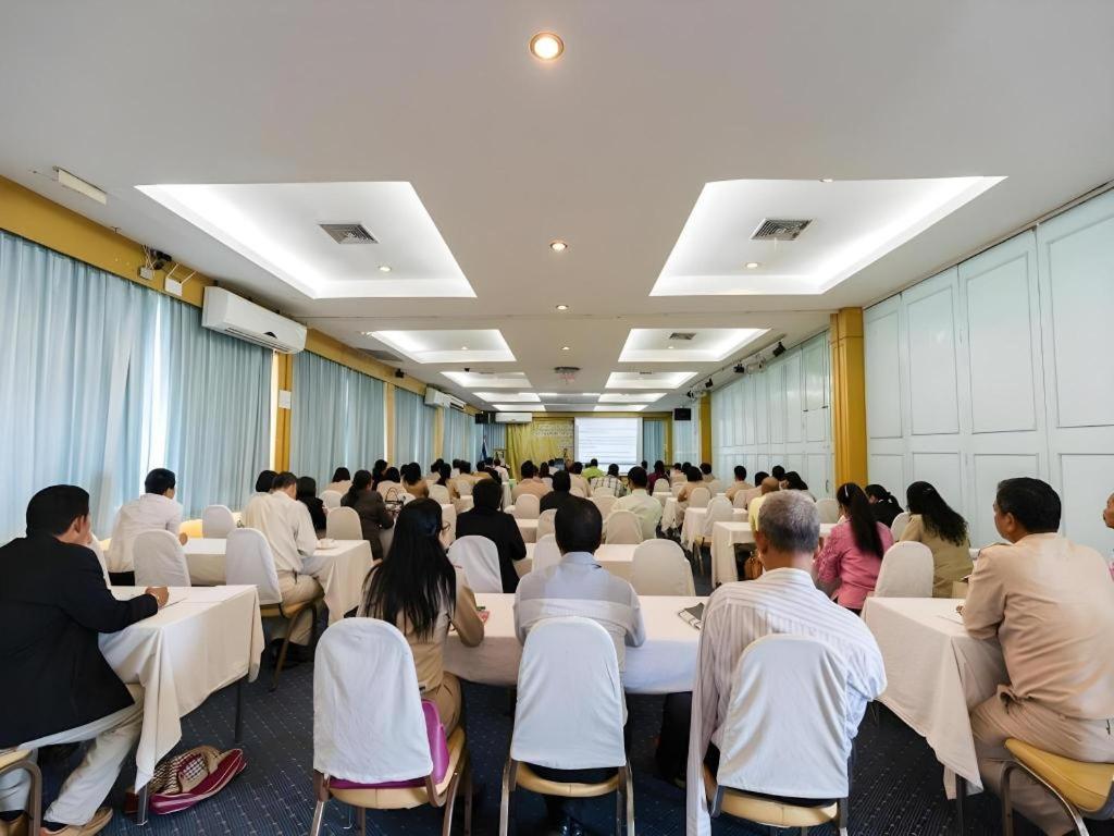 Lake Inn Hotel Songkhla Esterno foto