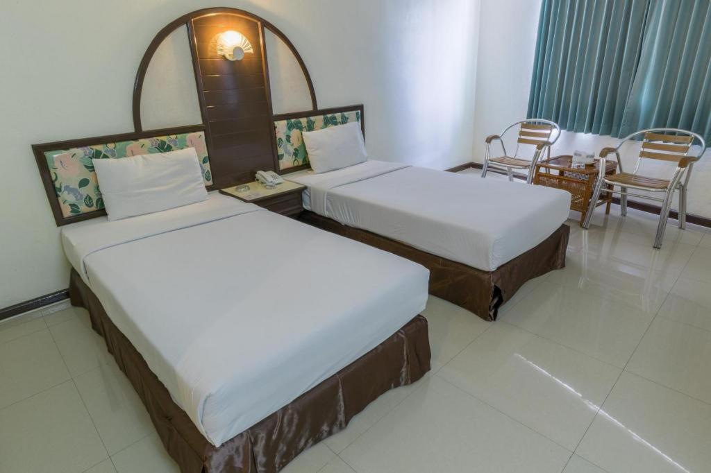 Lake Inn Hotel Songkhla Esterno foto